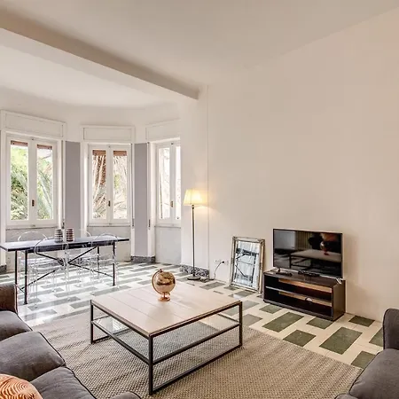 Aweshomeitaly - Bay Windows Lejlighed