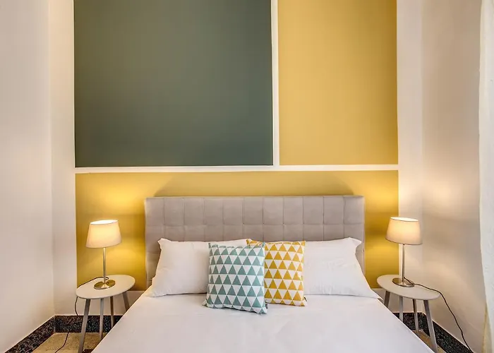 Aweshomeitaly - Bay Windows Apartament La Spezia