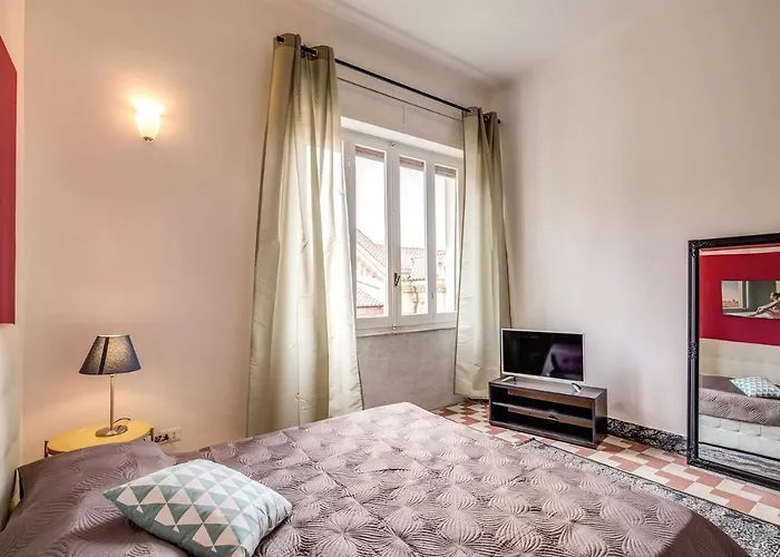 Aweshomeitaly - Bay Windows Apartament La Spezia