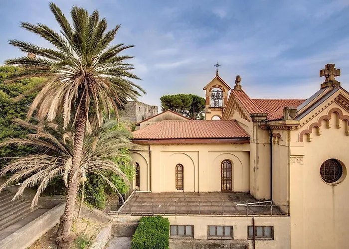 Aweshomeitaly - Bay Windows شقة